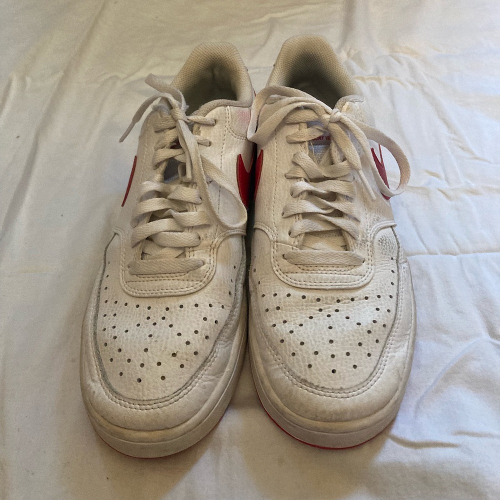 Nike White and Red Sneakers